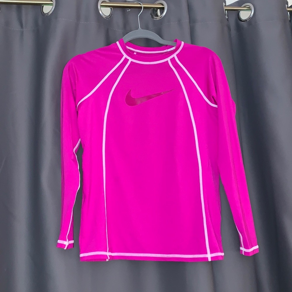 Nike exercise top